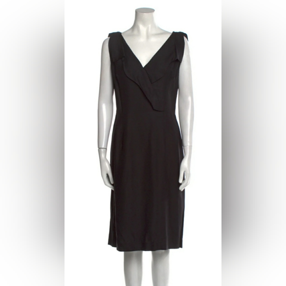 Elegant Black Midi Dress